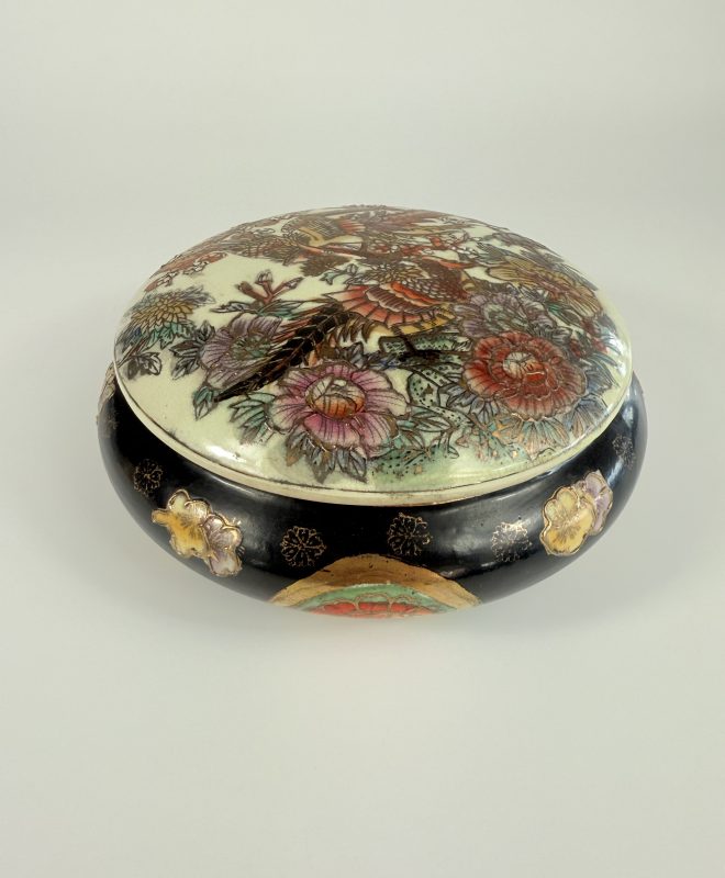 Porcelán doboz - Terebess