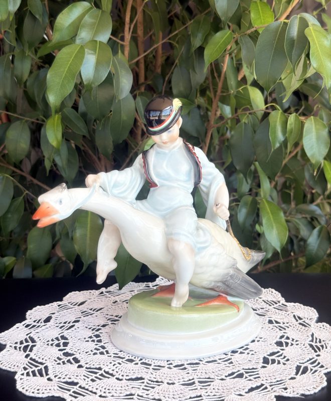 Herendi porcelán Ludas Matyi