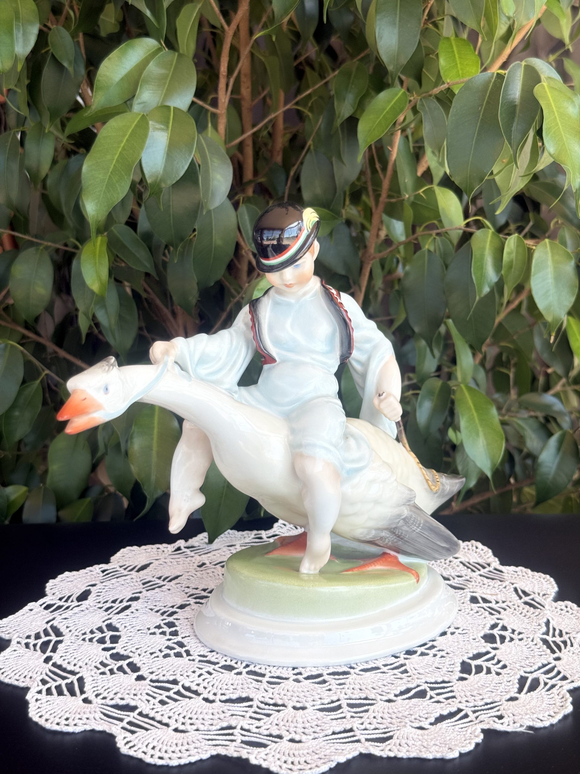 Herendi porcelán Ludas Matyi