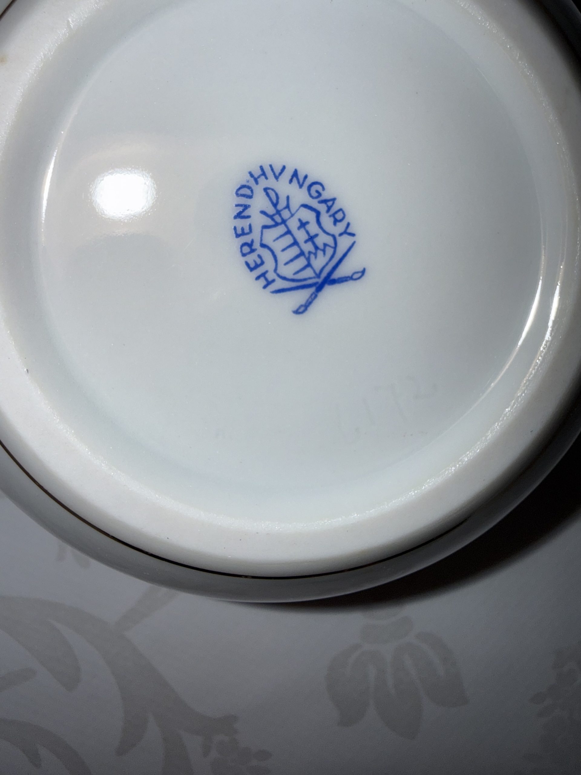 Hererndi porcelán bonbonier nyúl / nyuszi fogóval - Image 15